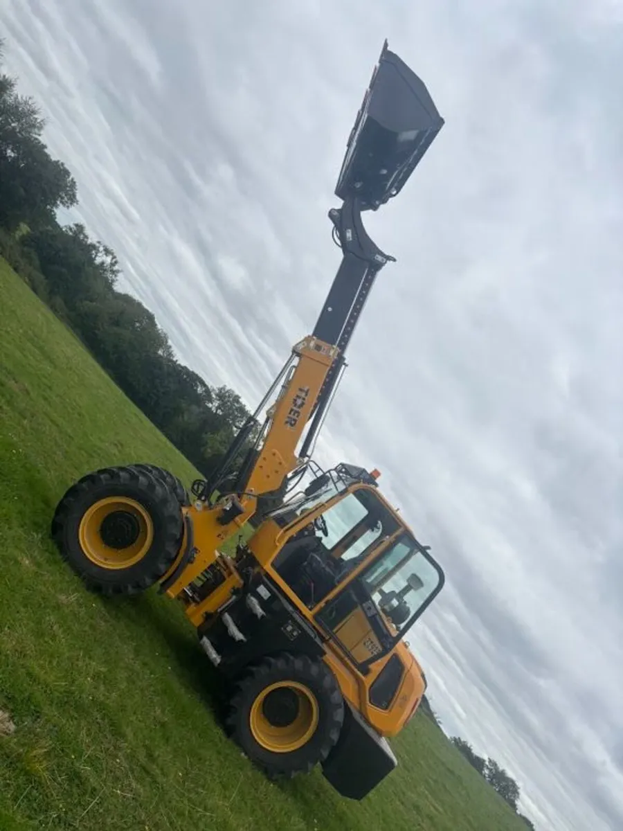 Loading Shovel - Image 1