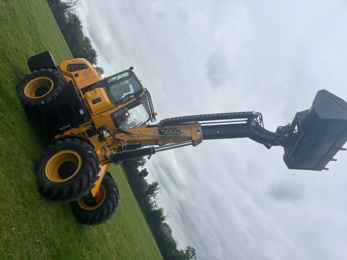 Loading Shovel - Image 3