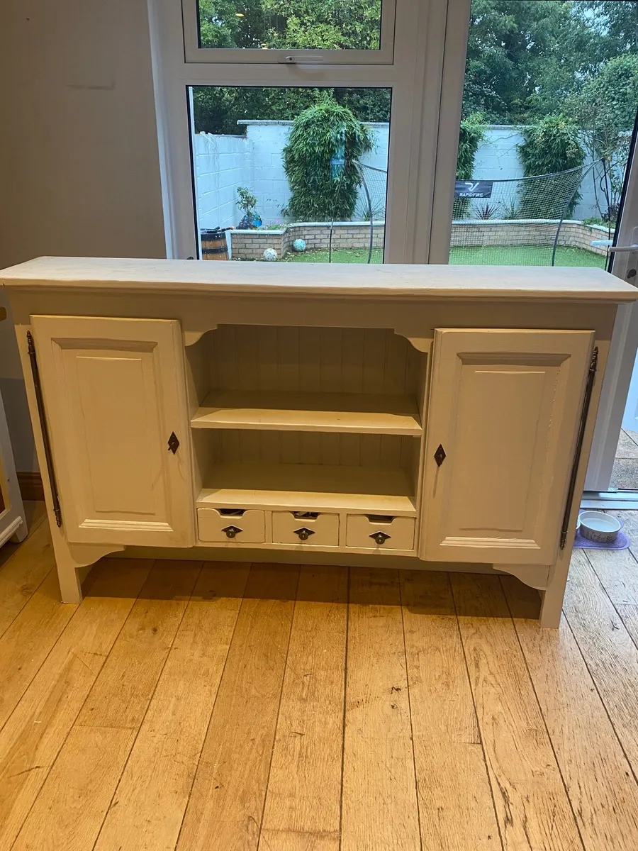 Top part of a dresser - Image 1