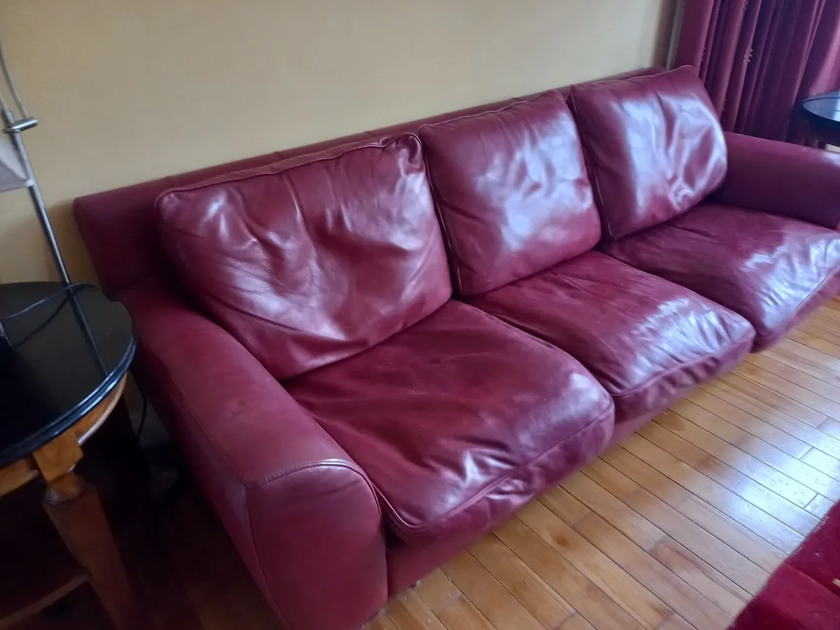 Leather 3-2-1 suite of couches - Image 4
