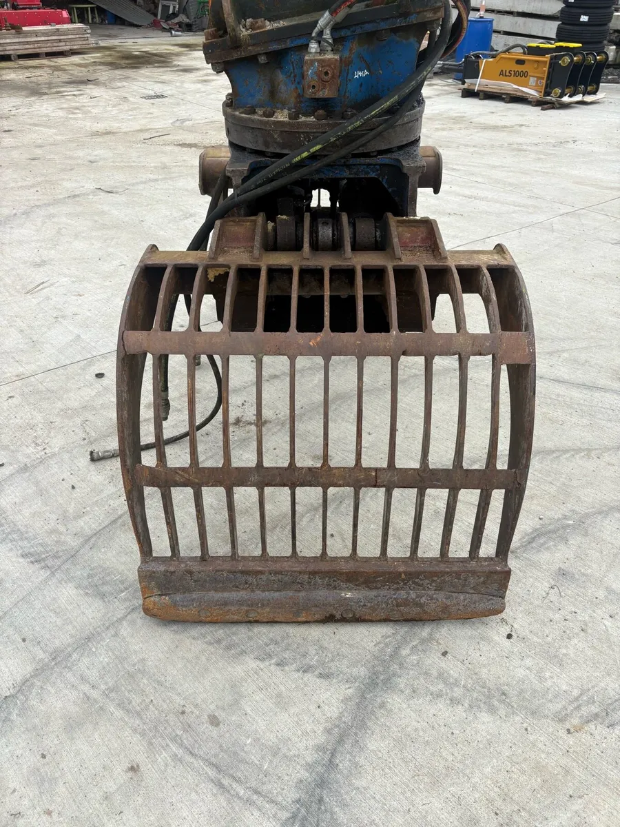 Rotating Selector grab - Image 3
