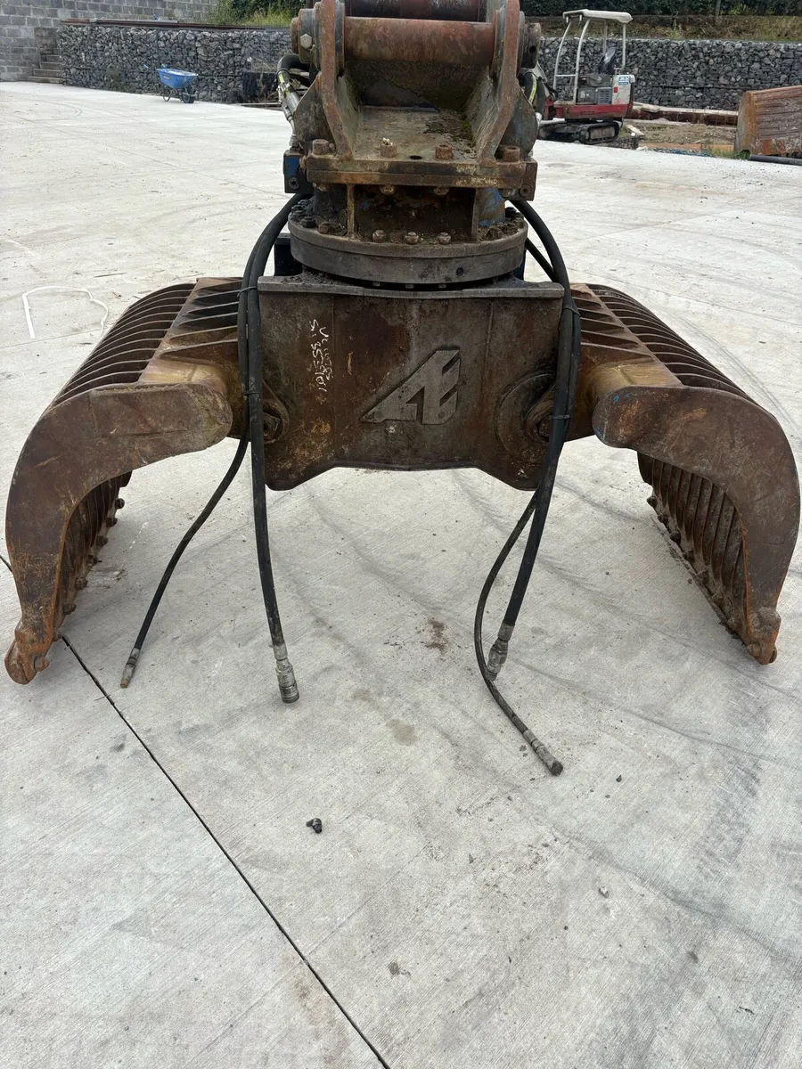 Rotating Selector grab - Image 2