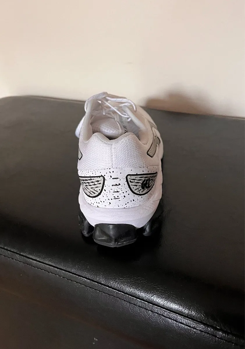 Footwear - Image 3