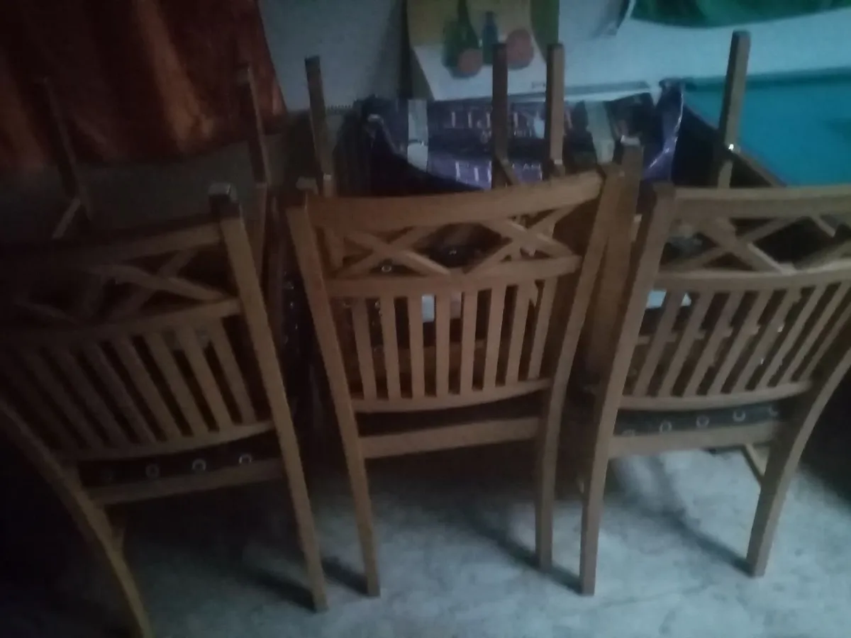 Dining table and chairs - Image 3