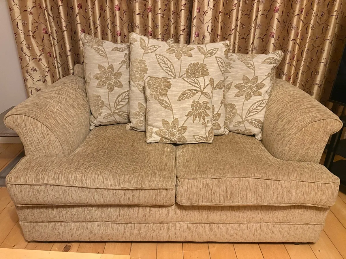 Suite of Furniture - Image 2