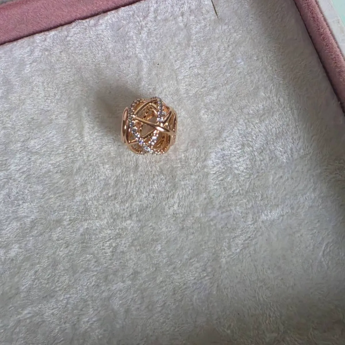 Pandora sparkling polished lines charm rose gold - Image 3