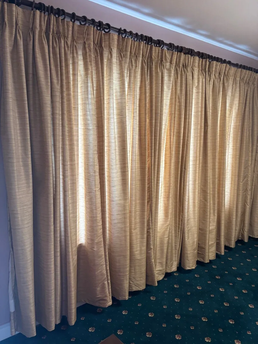 Curtains - Image 1