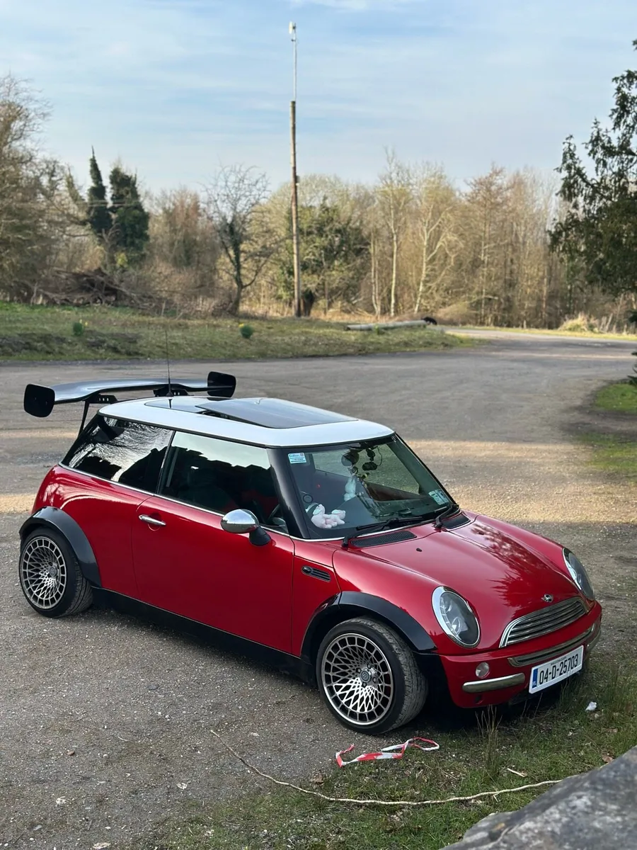 Mini Cooper 1.6 Petrol - Image 2
