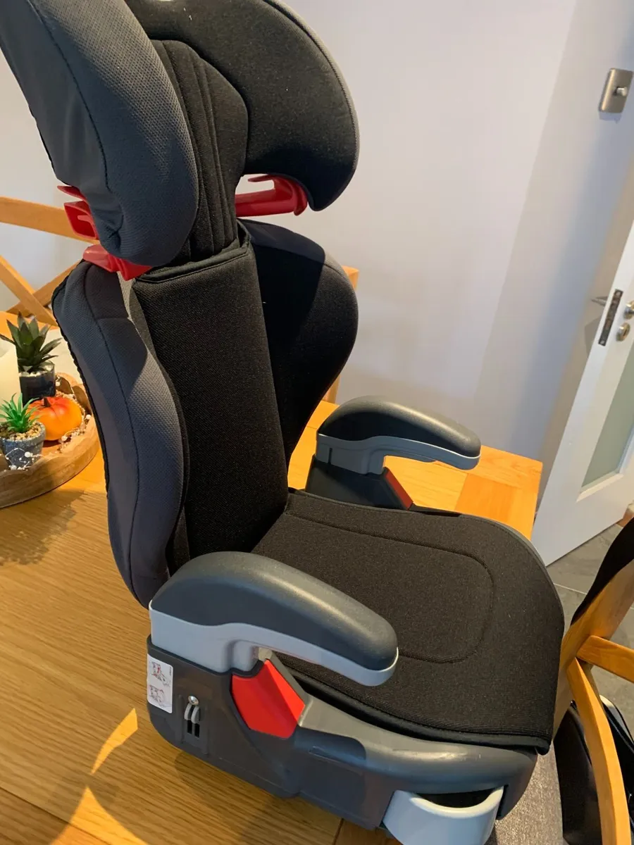 Child car seats (2) - Image 2