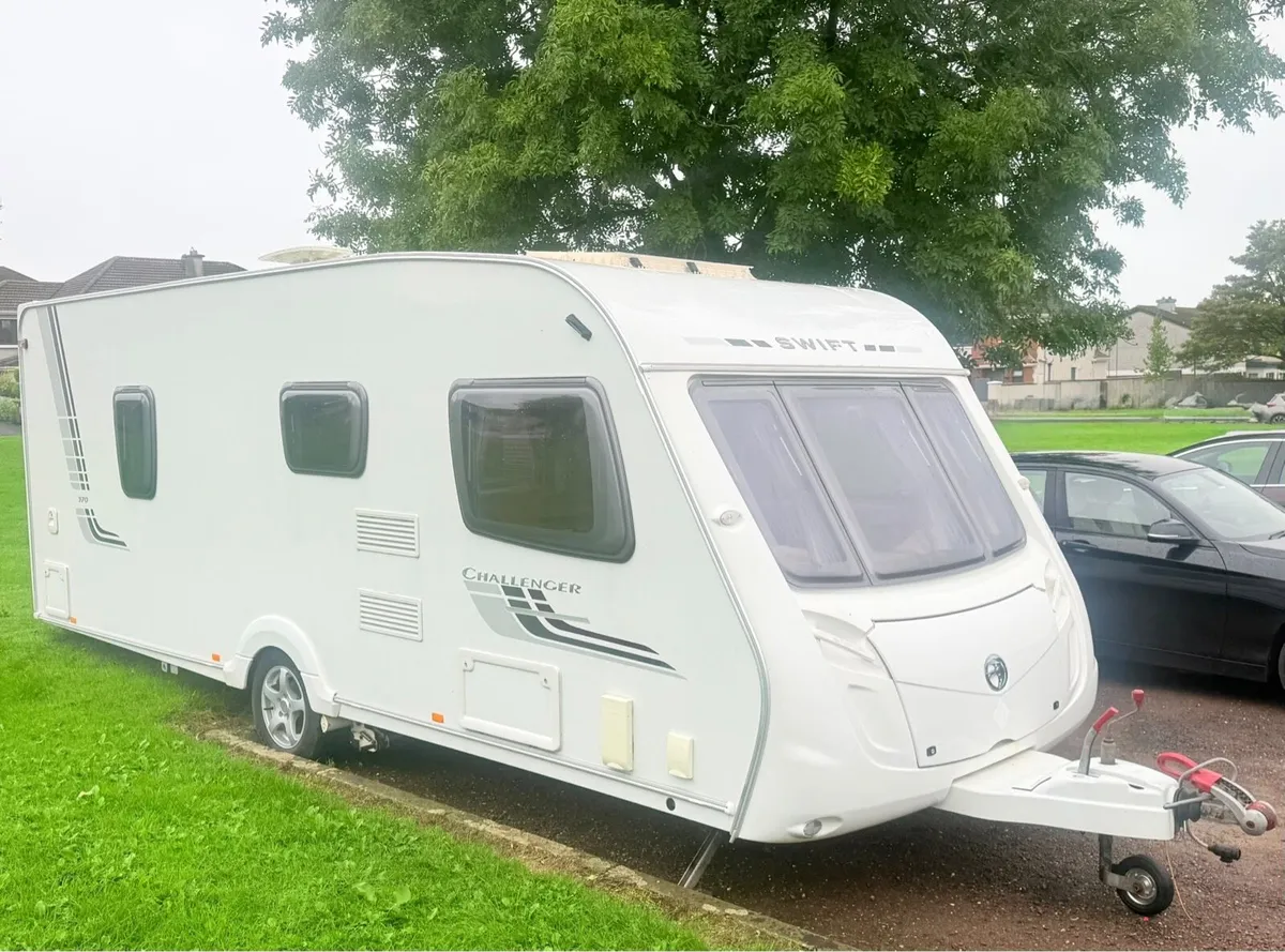 Swift Challenger 4/5 berth Caravan - Image 3