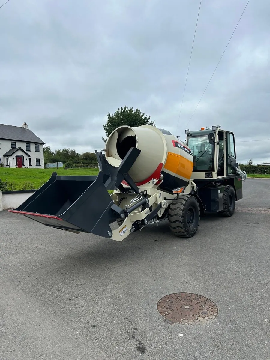 Ready mix concrete mixer - Image 1