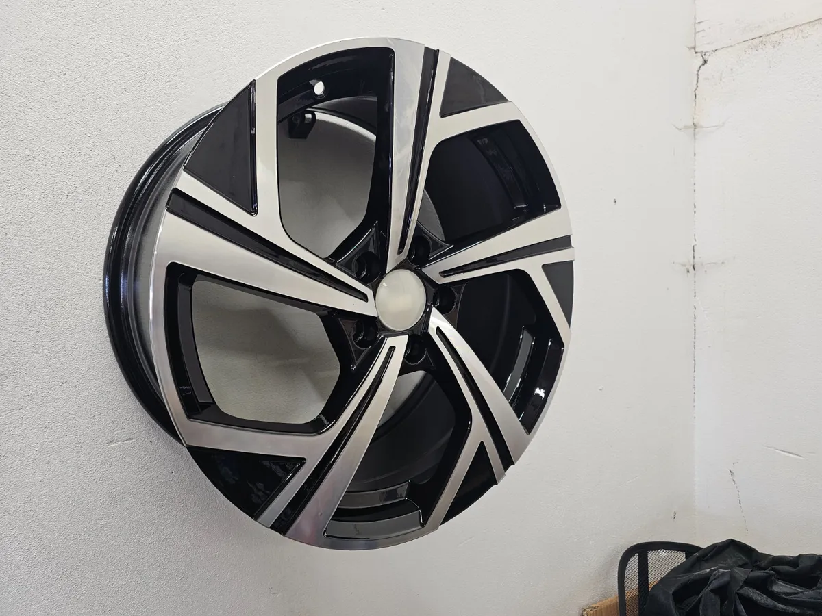 18" 19" Volkswagen Jerez Style - Image 2