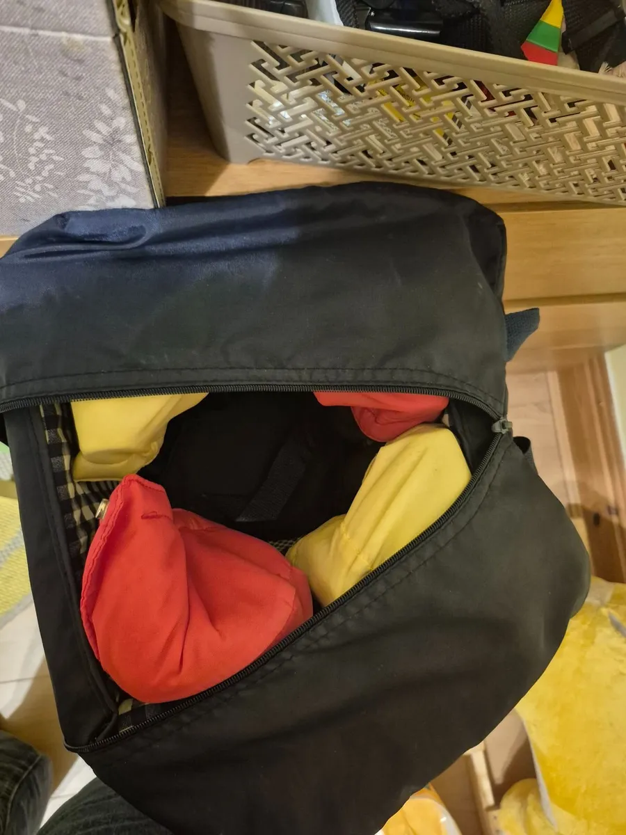 Travel cot - Image 2