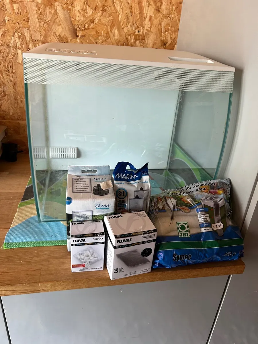 Fish tank - Image 2