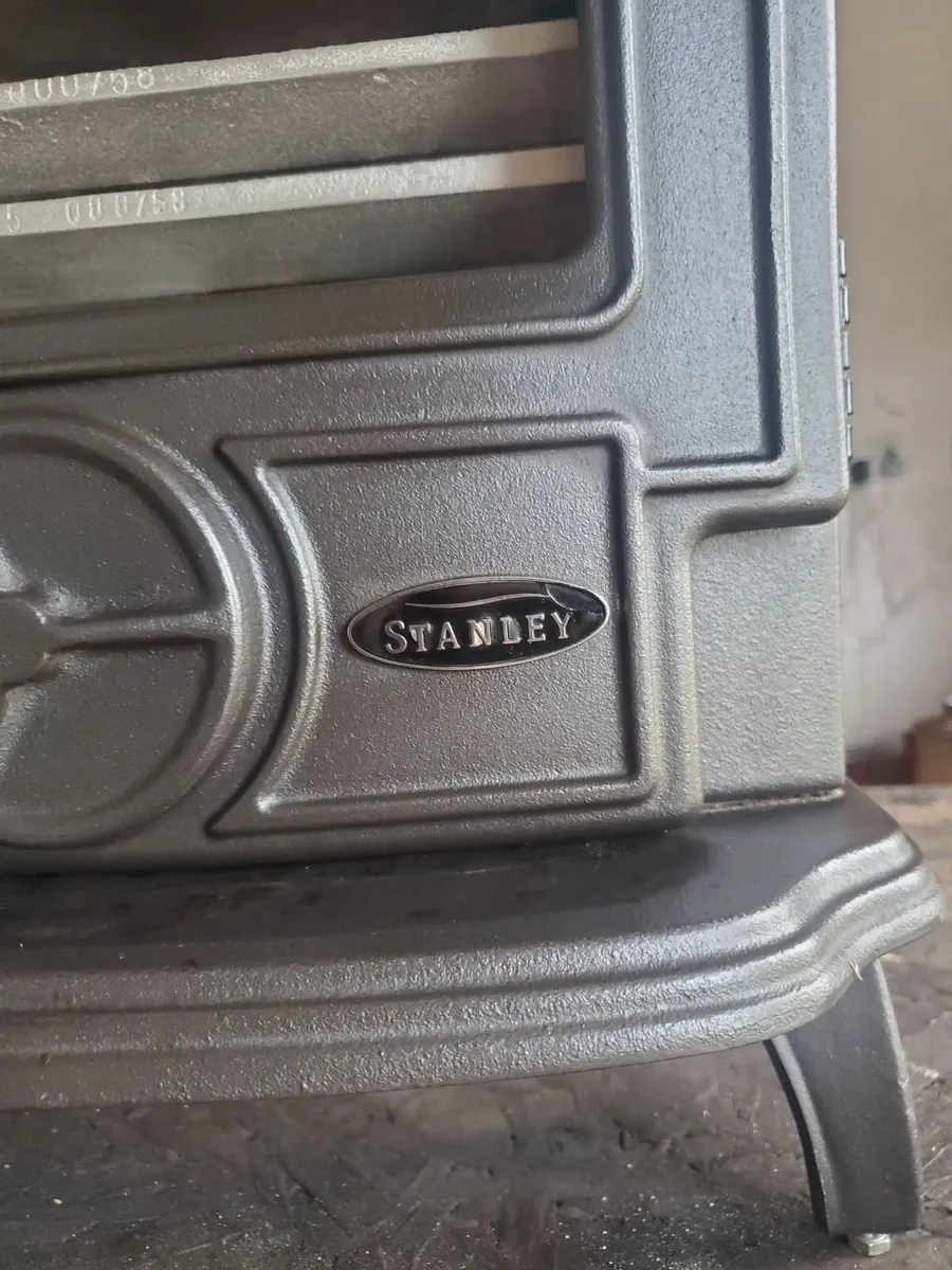 Stanley Oisin solid fuel stove as new - Image 3