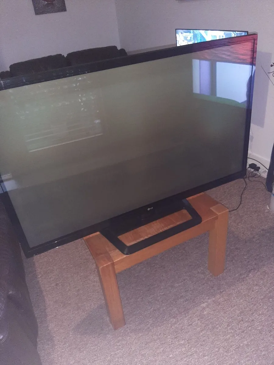SAMSUNG TV - Image 2