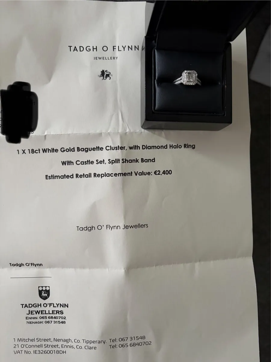 Engagement ring - Image 2