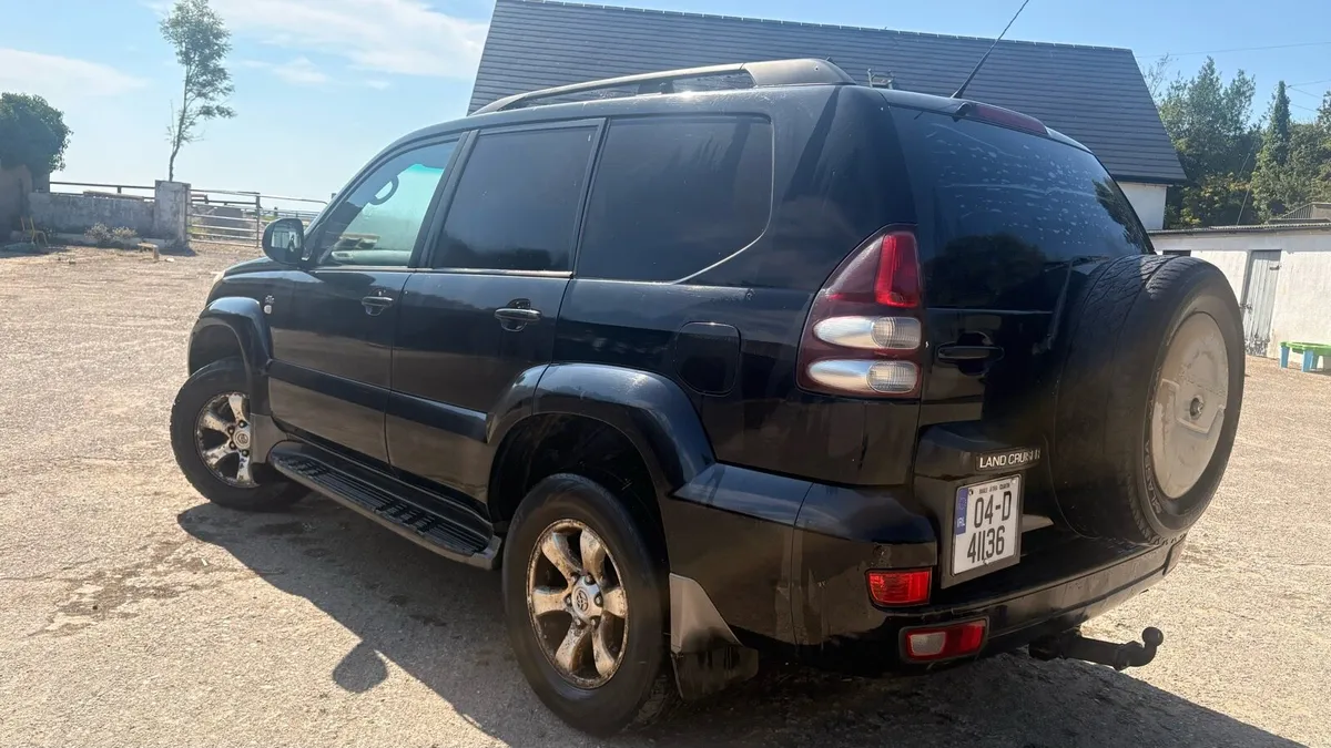 Toyota Land Cruiser - Image 4