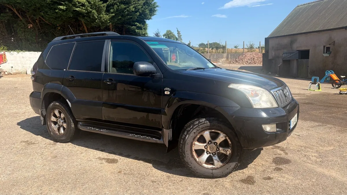 Toyota Land Cruiser - Image 2