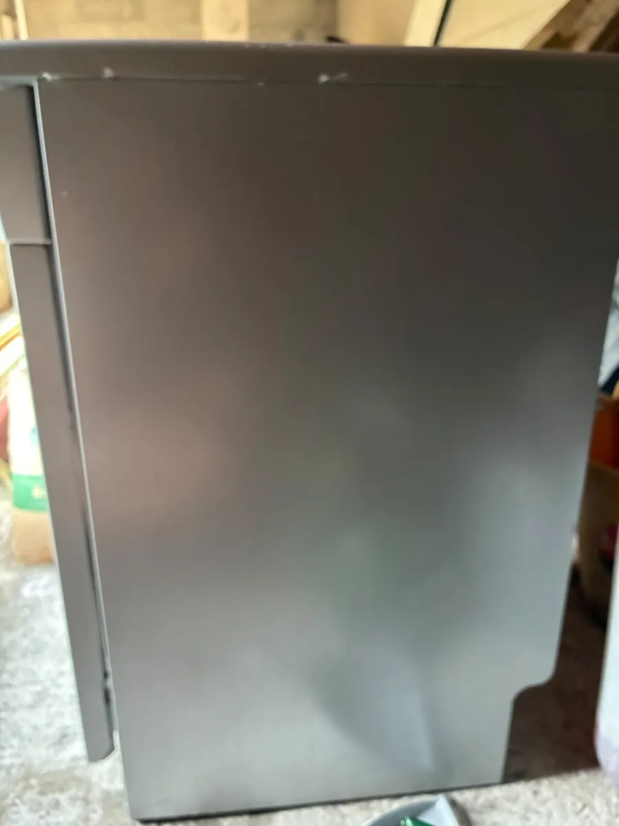 Dishwasher - Image 2