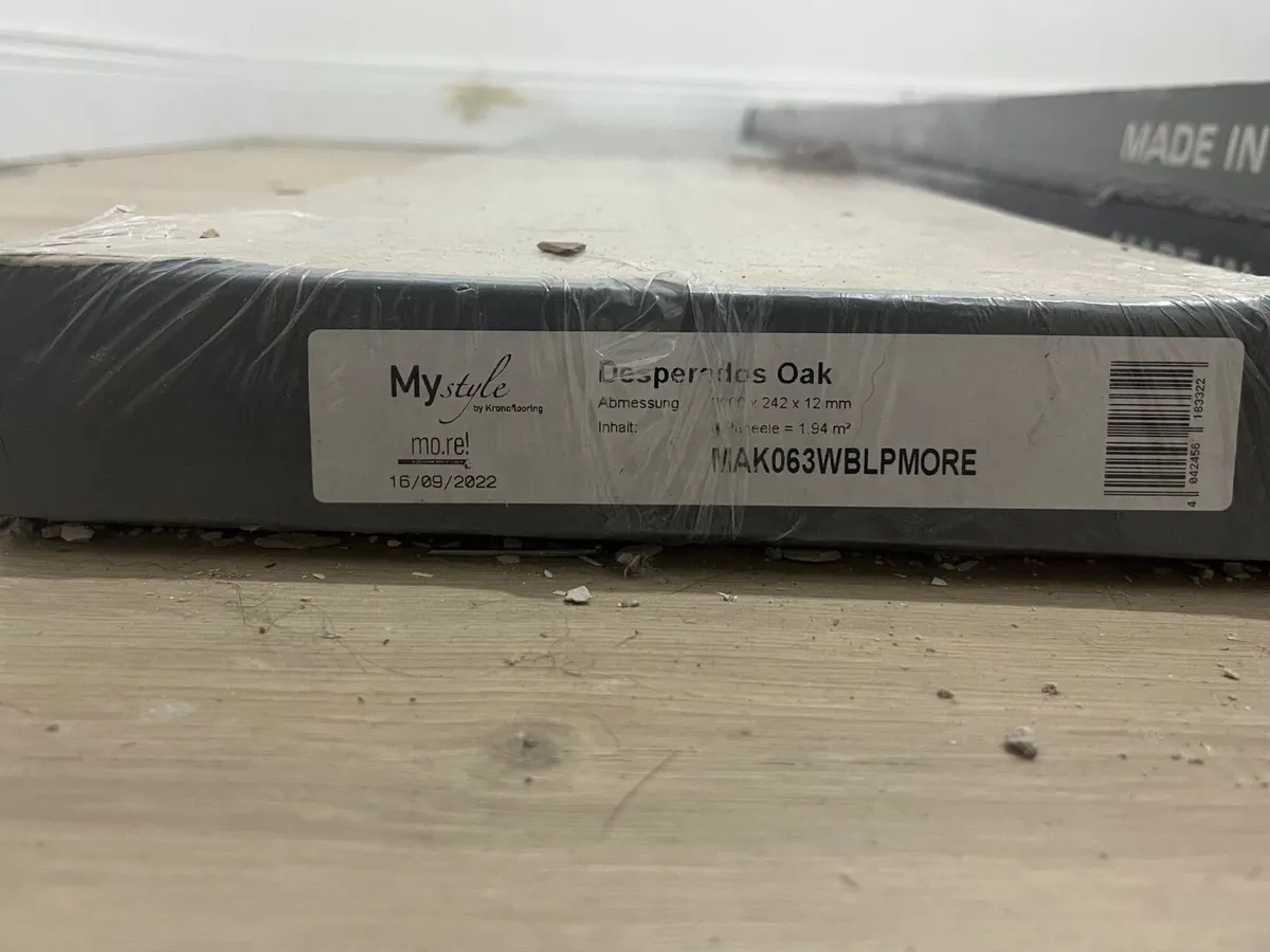 Laminate flooring - Image 2