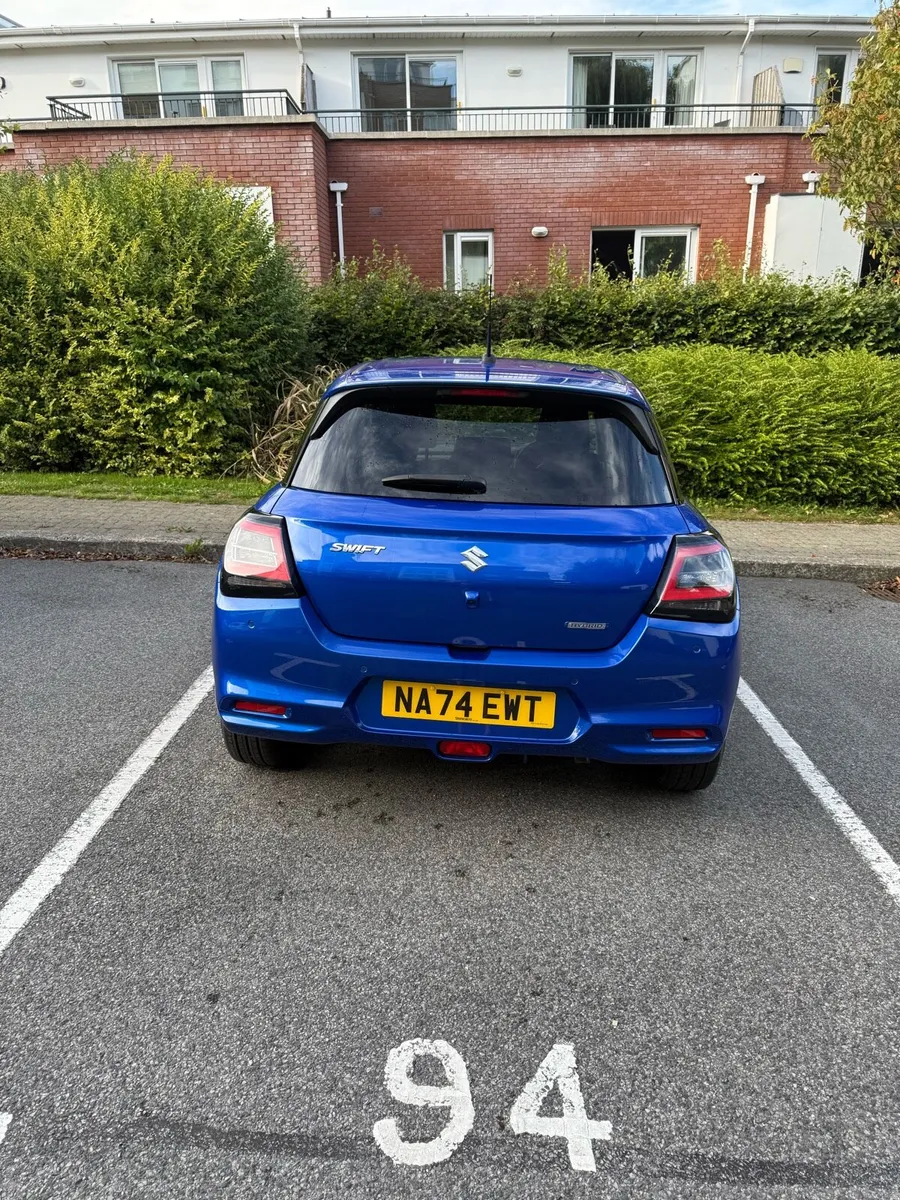 Suzuki Swift 1.2 Mild Hybrid Motion - Image 4