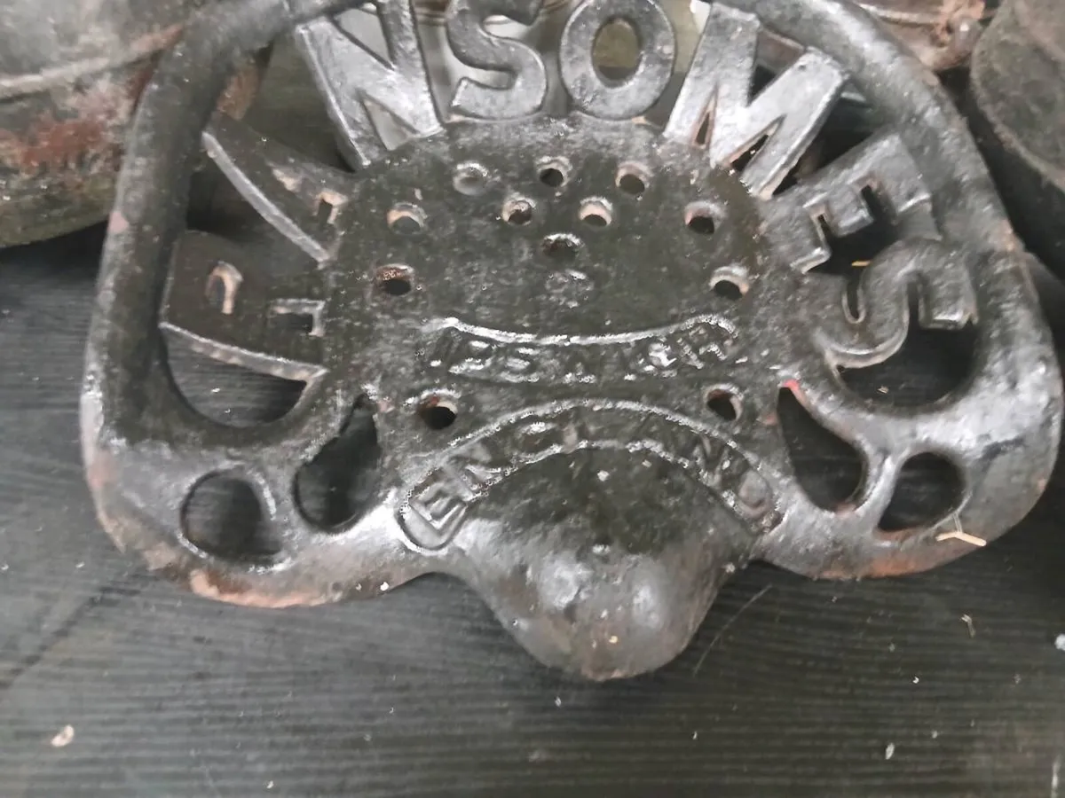 Tractor seat - Image 1