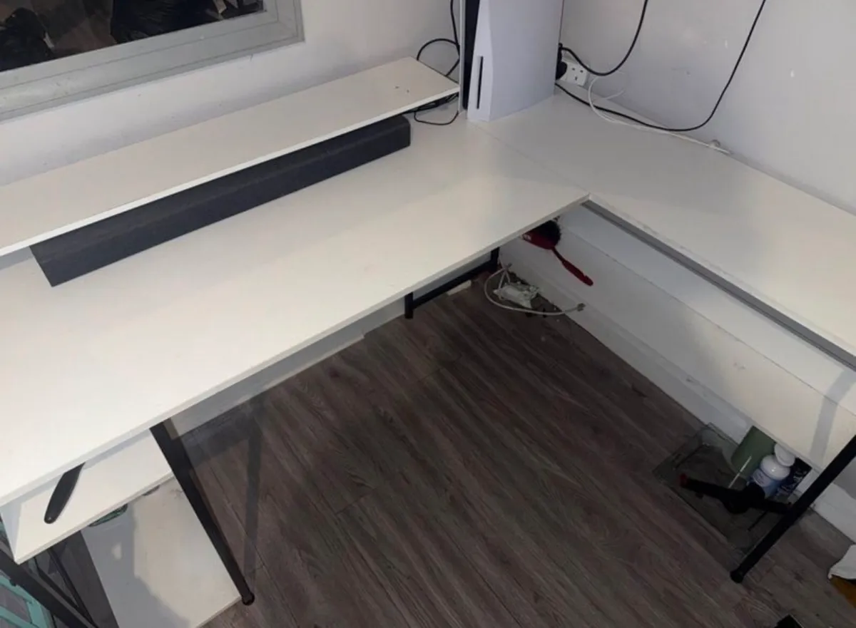 Corner Desk - Image 3