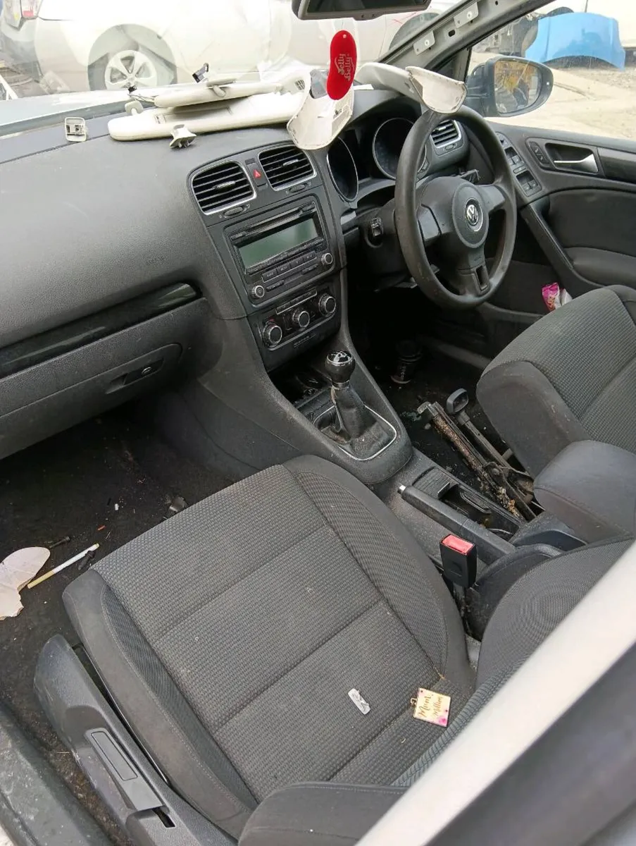 Breaking VW golf 2010 1.4 cgg - Image 3