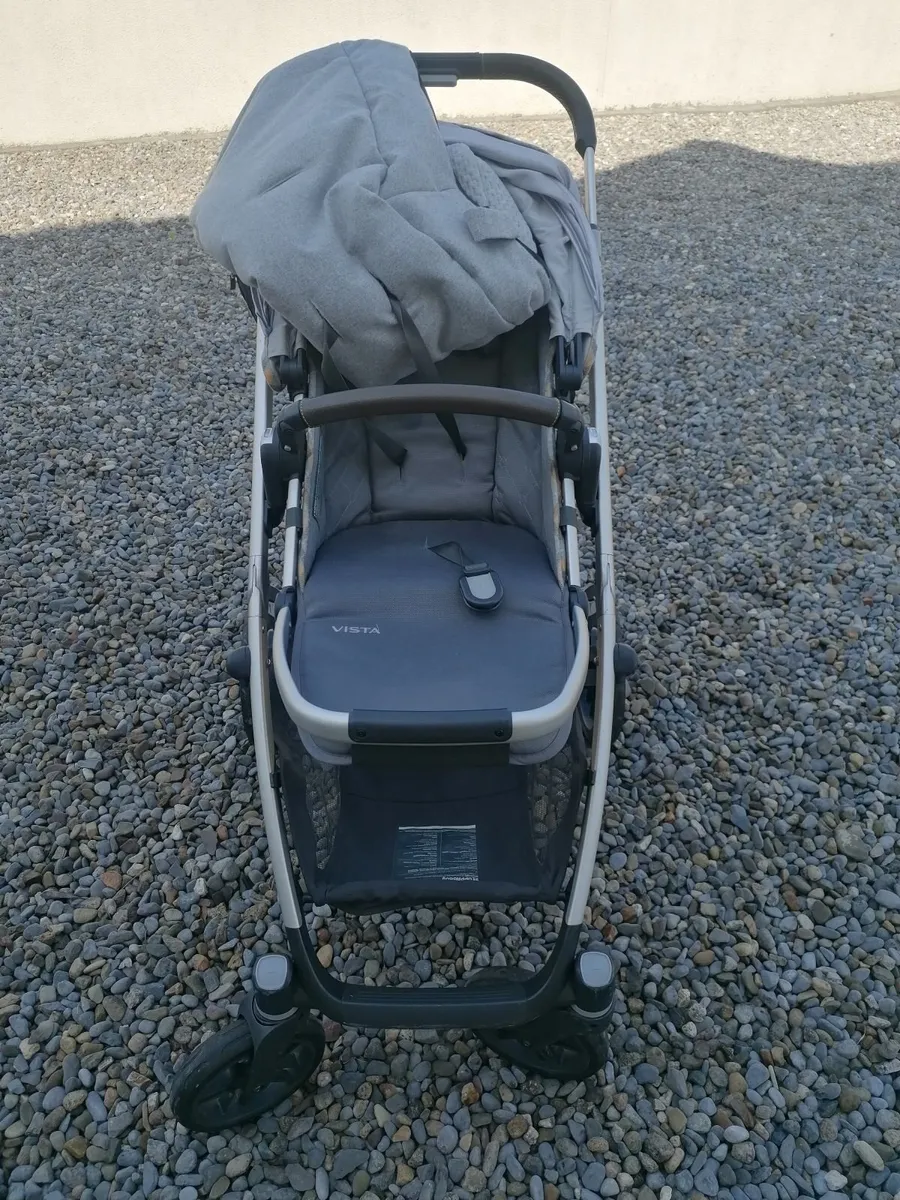 UPPABABY -FULL TRAVEL SYSTEM WITH CAR SEAT - Image 1
