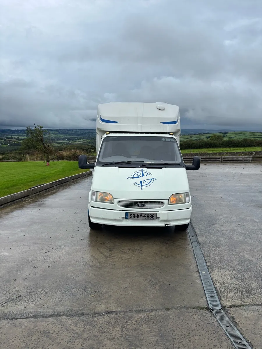 Camper - Image 1