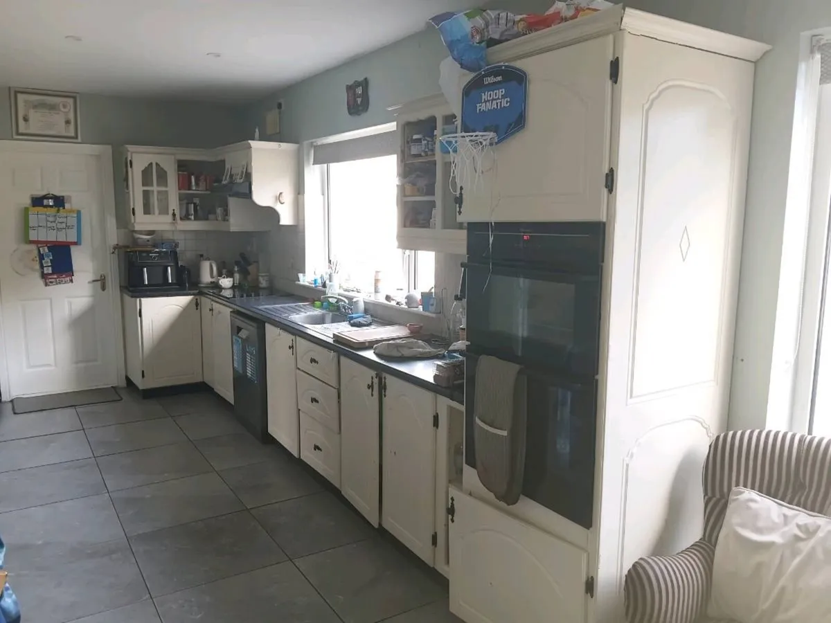 Kitchen - Image 2