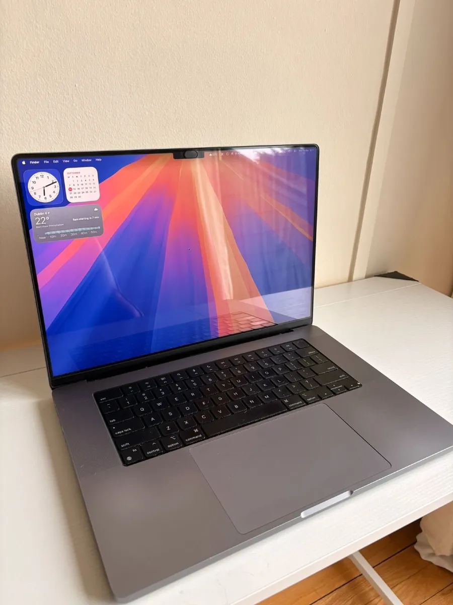 MacBook Pro 16" | M1 Pro | 32GB | 512GB - Image 3