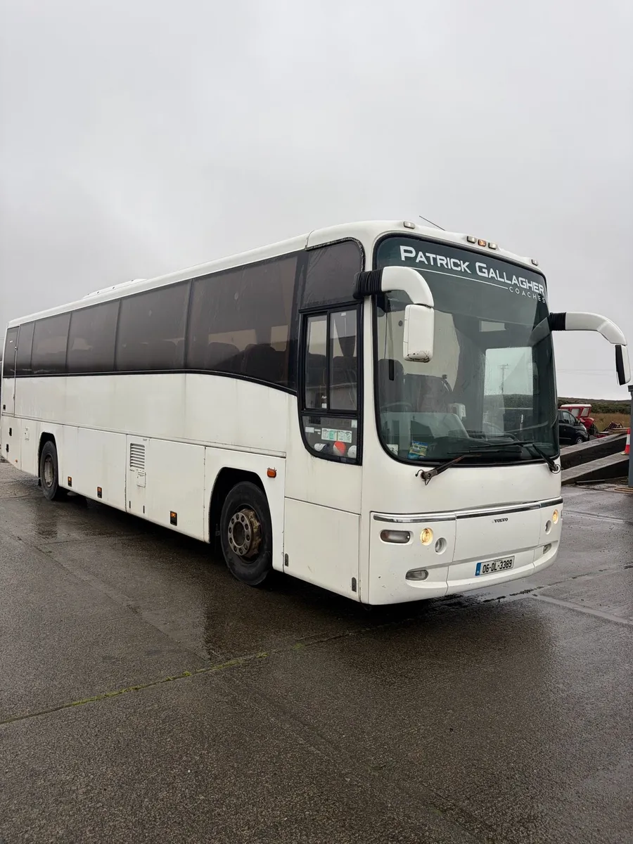 Volvo Plaxton B12 - Image 2