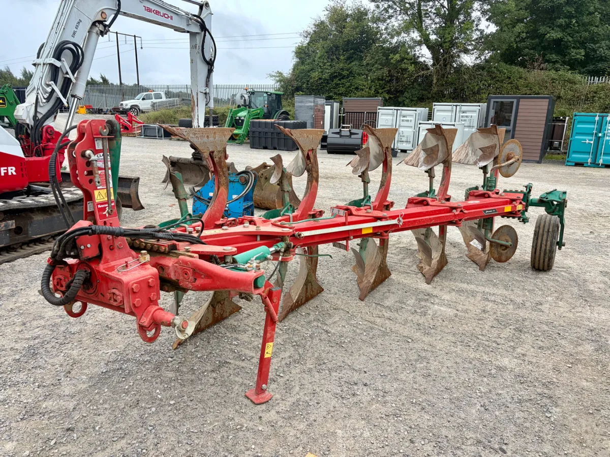 Farm Machinery Dispersal Auction Saturday - Image 2