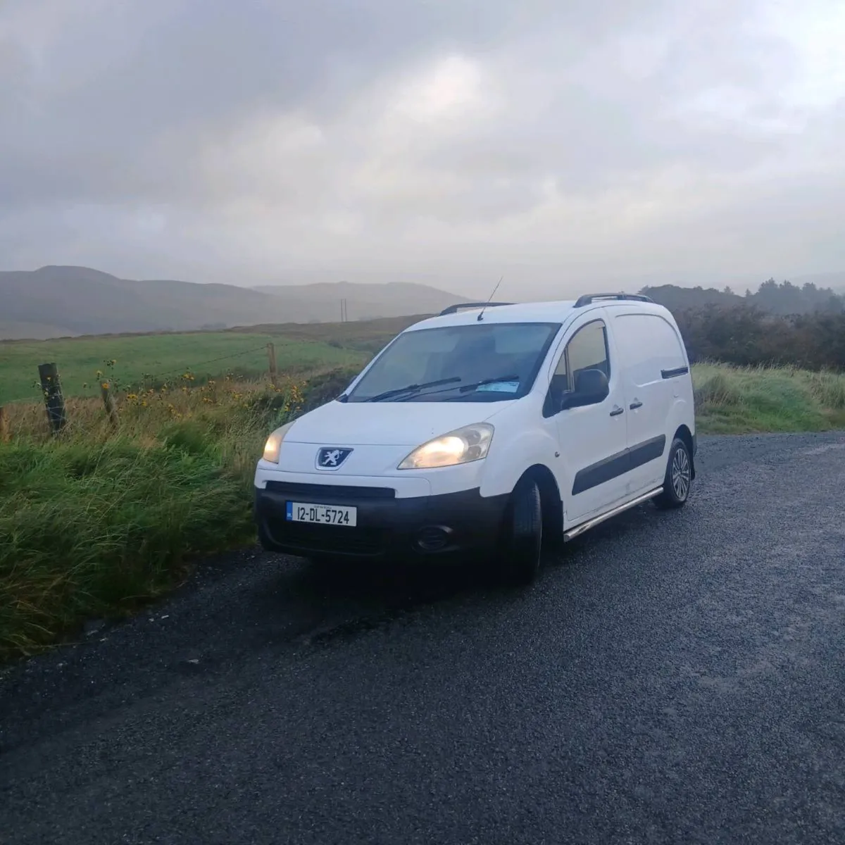 Van - Image 1