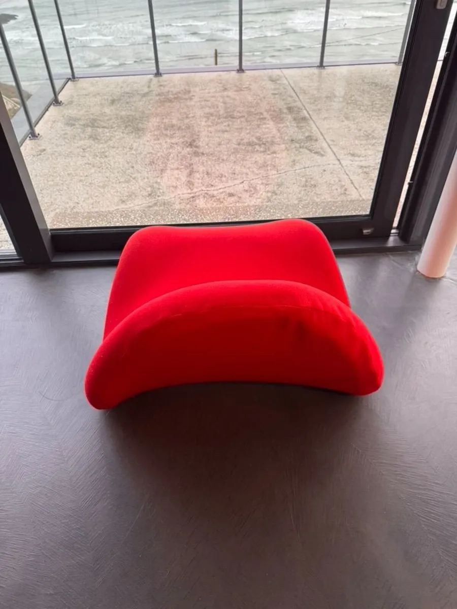 Pierre Paulin Tongue Chair - Image 4