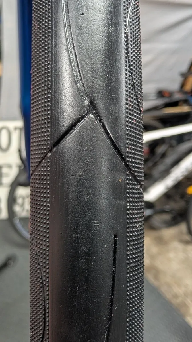 Specialized Dolce Road Bike – M/L – 8 Speed – Full - Image 3