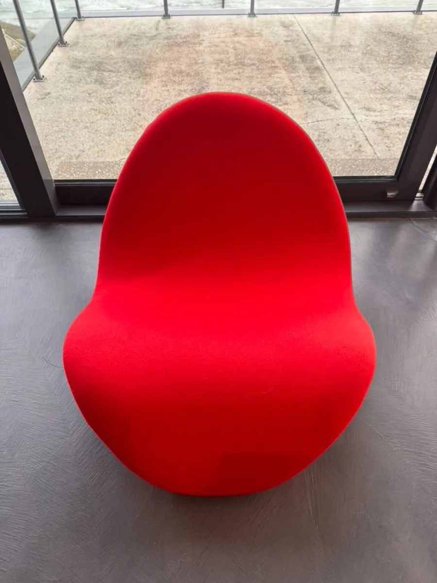 Pierre Paulin Tongue Chair - Image 1