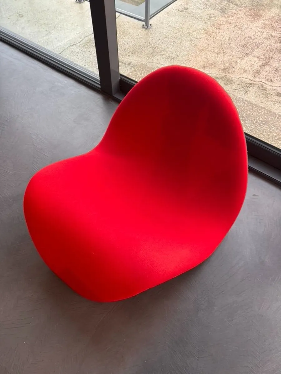 Pierre Paulin Tongue Chair - Image 2