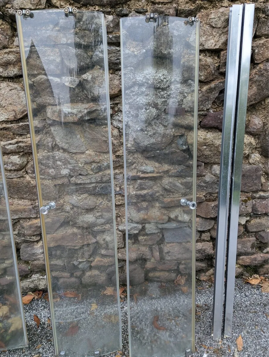 Quadrant Shower Enclosure 900x900mm - Image 2