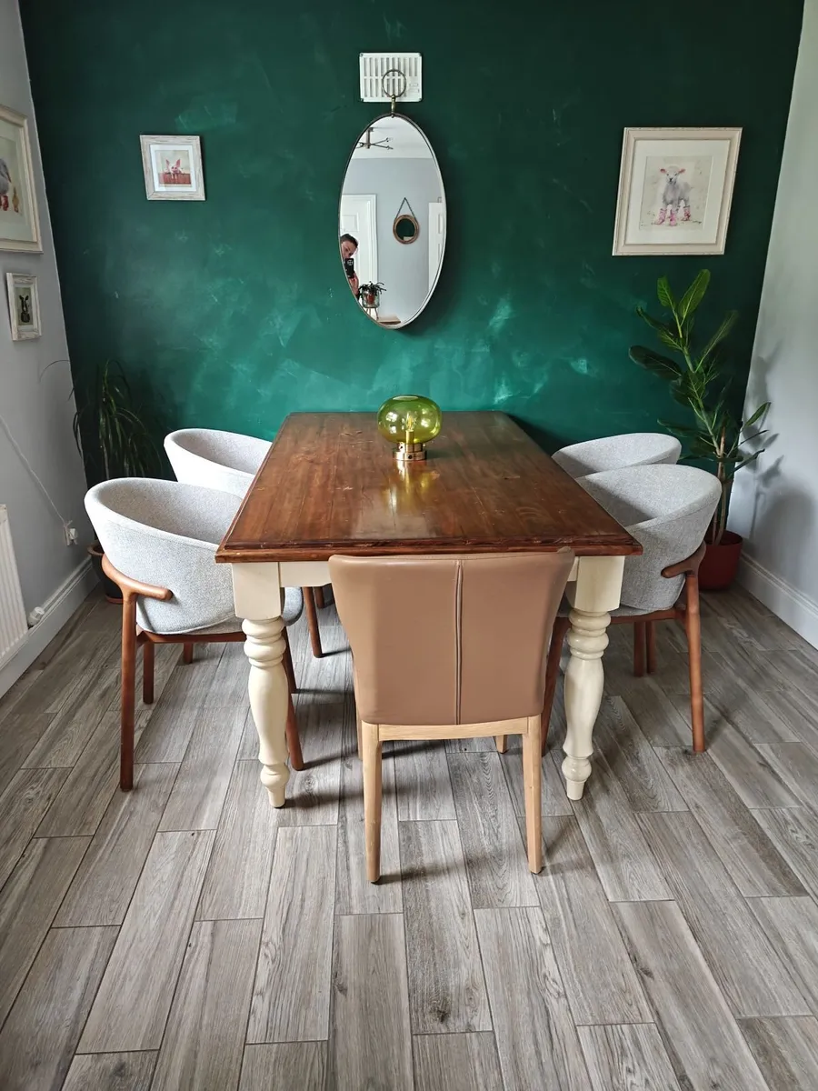 Dining Table - Image 4