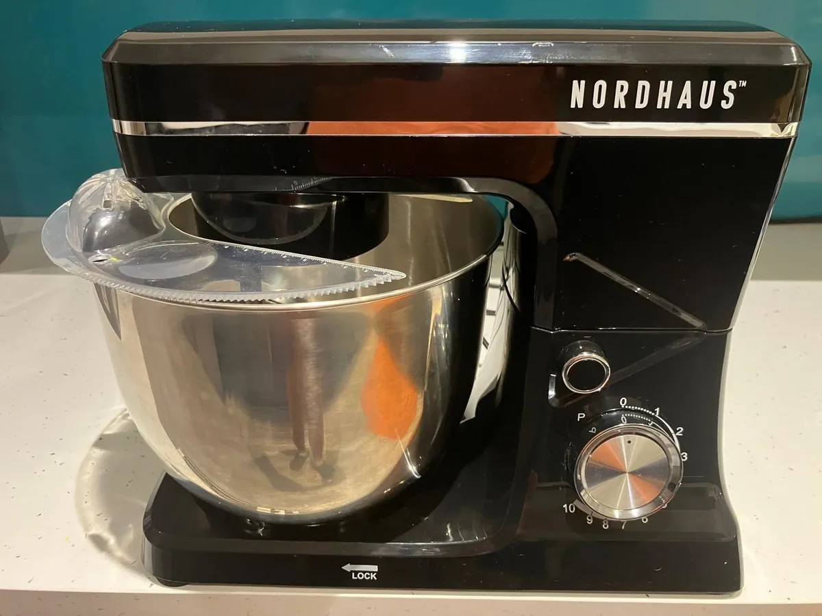 Stand Mixer - Image 1