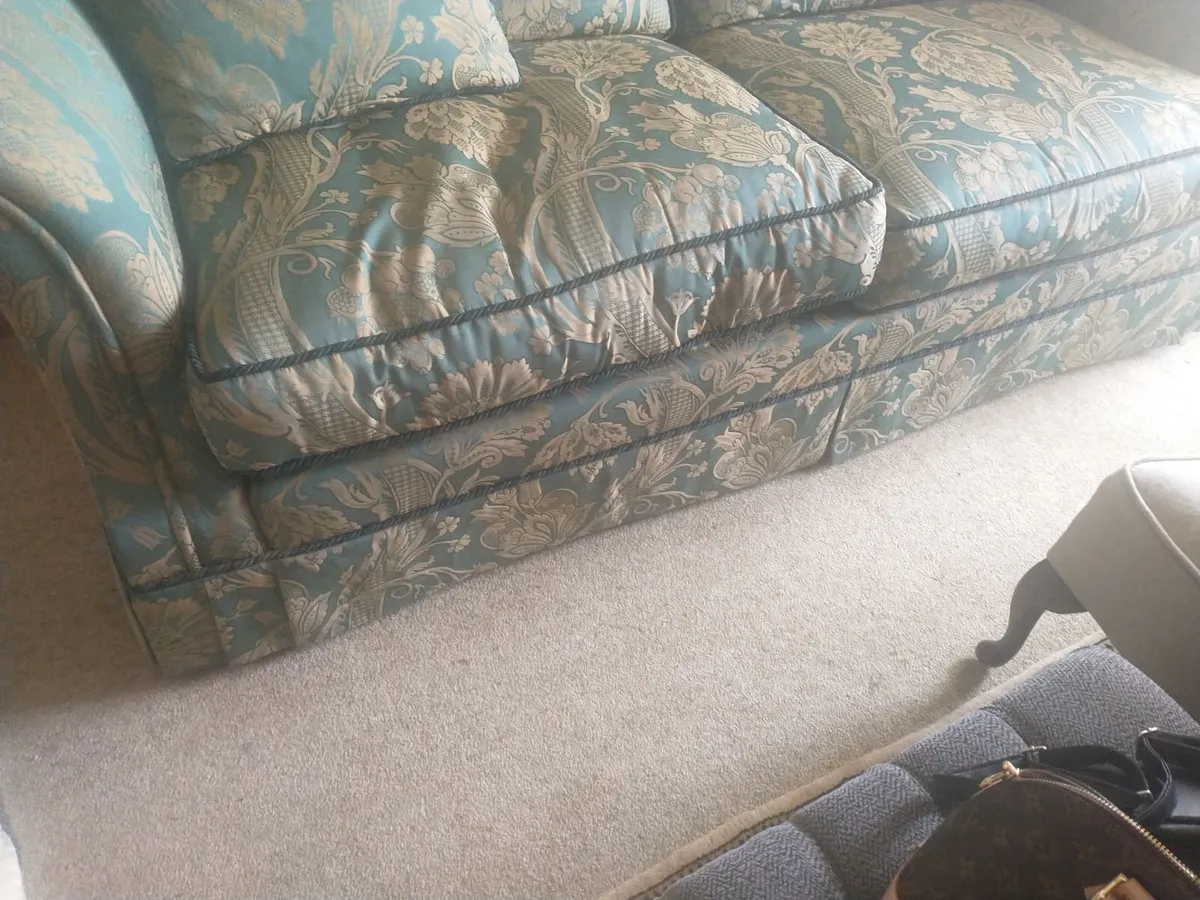 Sofa - Image 4