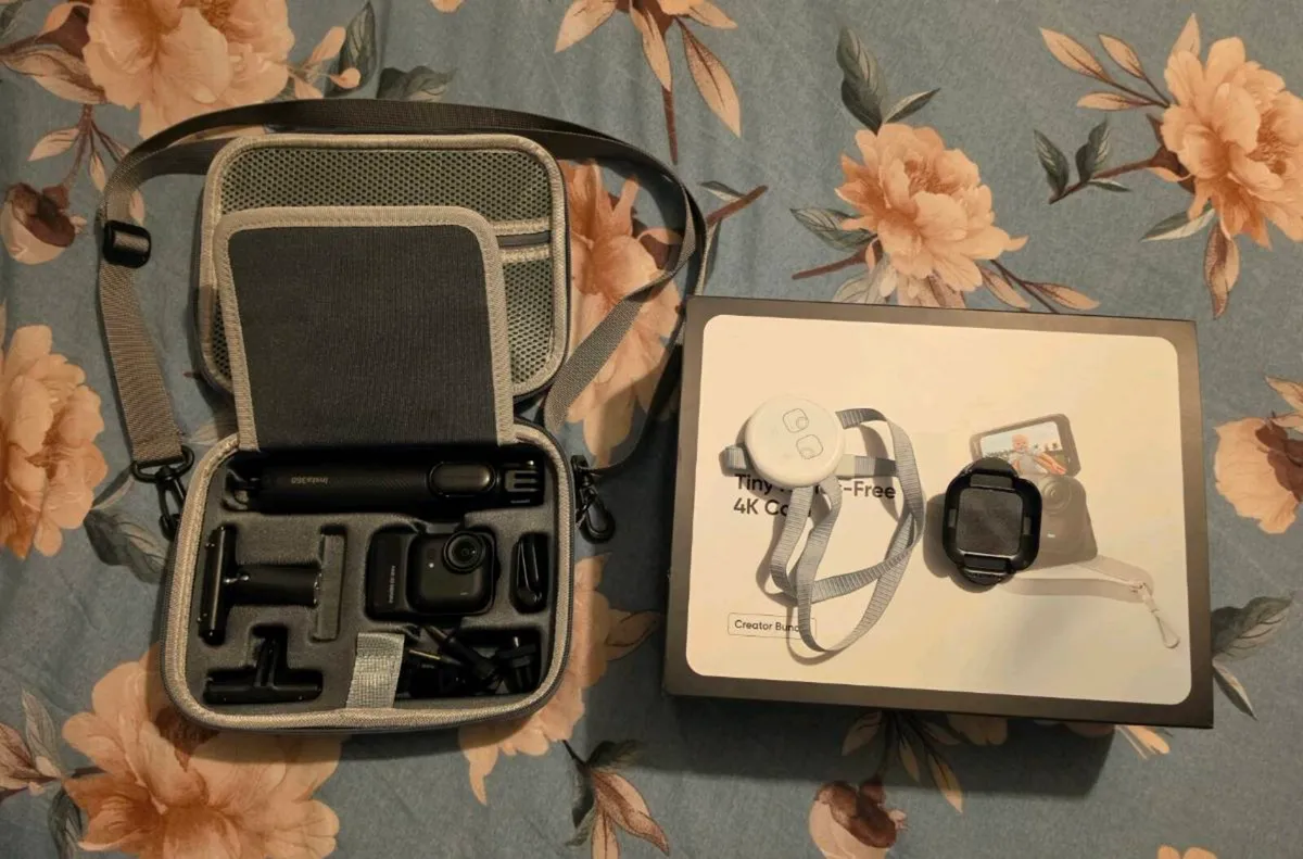 Insta360 go ultra combo bundle, ulanzi tripod - Image 1