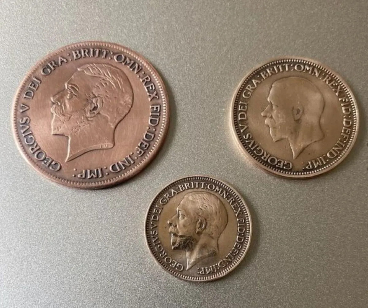 UK, 3 From 1933. Free Post - Image 2