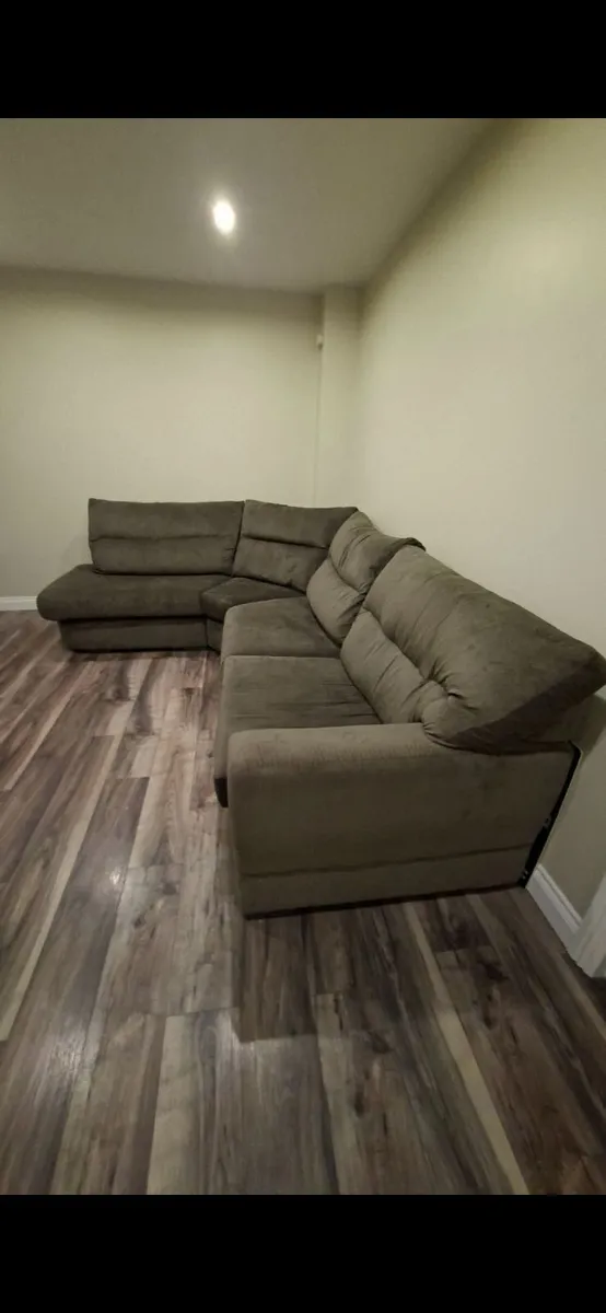Sofa - Image 4