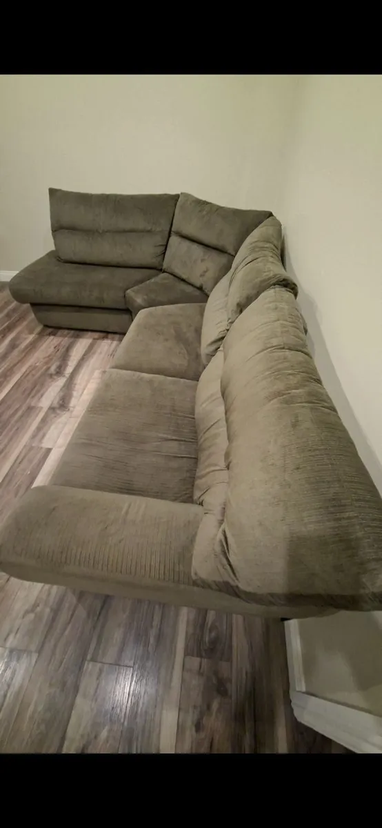 Sofa - Image 3