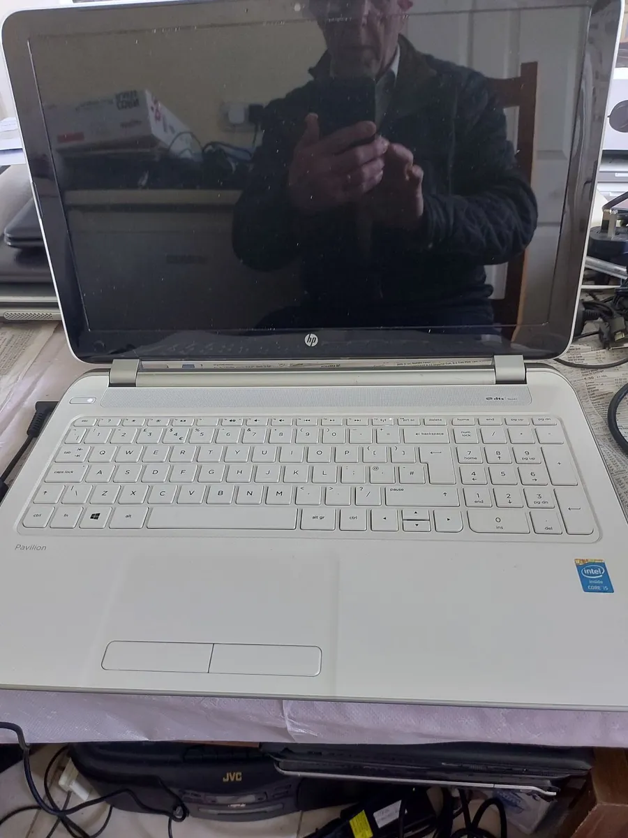 HP Pavilion 15.6" Laptop, Model 15-n098sa, 8GB 1TB - Image 1