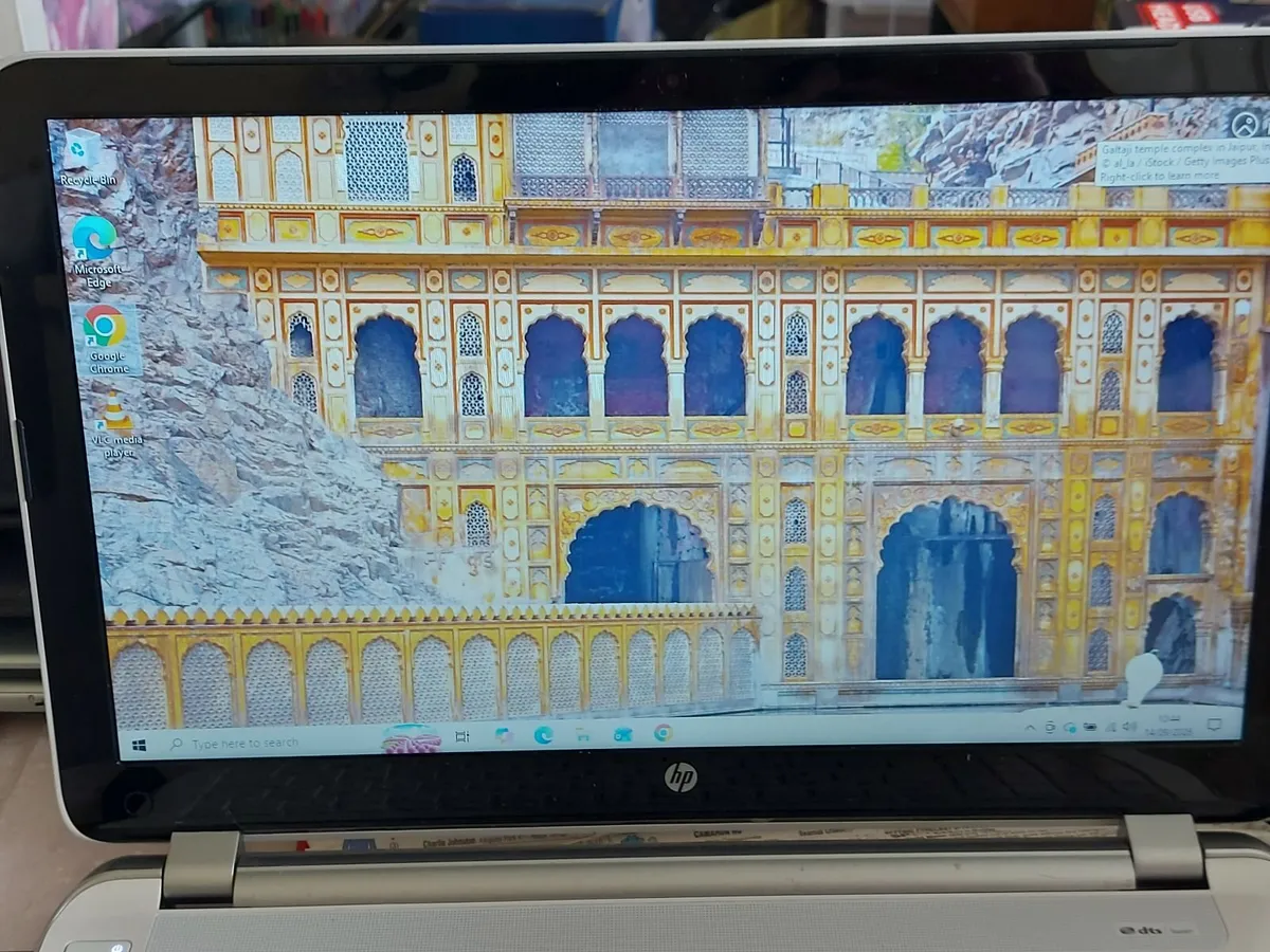 HP Pavilion 15.6" Laptop, Model 15-n098sa, 8GB 1TB - Image 2